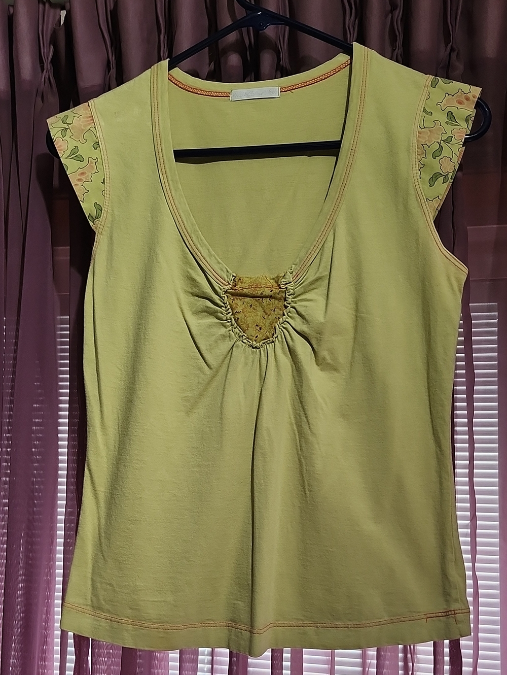 Calme Light Green Top S